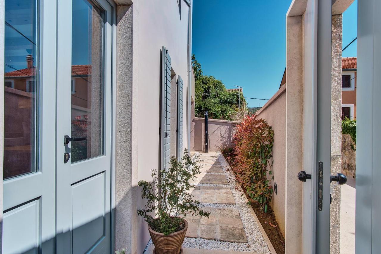 Casa Santa Maria, urban villa in Mali Losinj Bagian luar foto